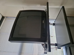 Avviso di cessione gratuita di beni mobili della C Copia_di_20260806_104616_6254_1.jpg (Art. corrente, Pag. 1, Foto normale)